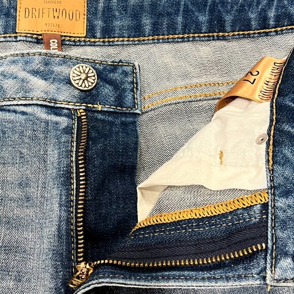 Driftwood Colette Lightwash Embroidered Hem Jeans, Cropped, 27 - Picture 9 of 10